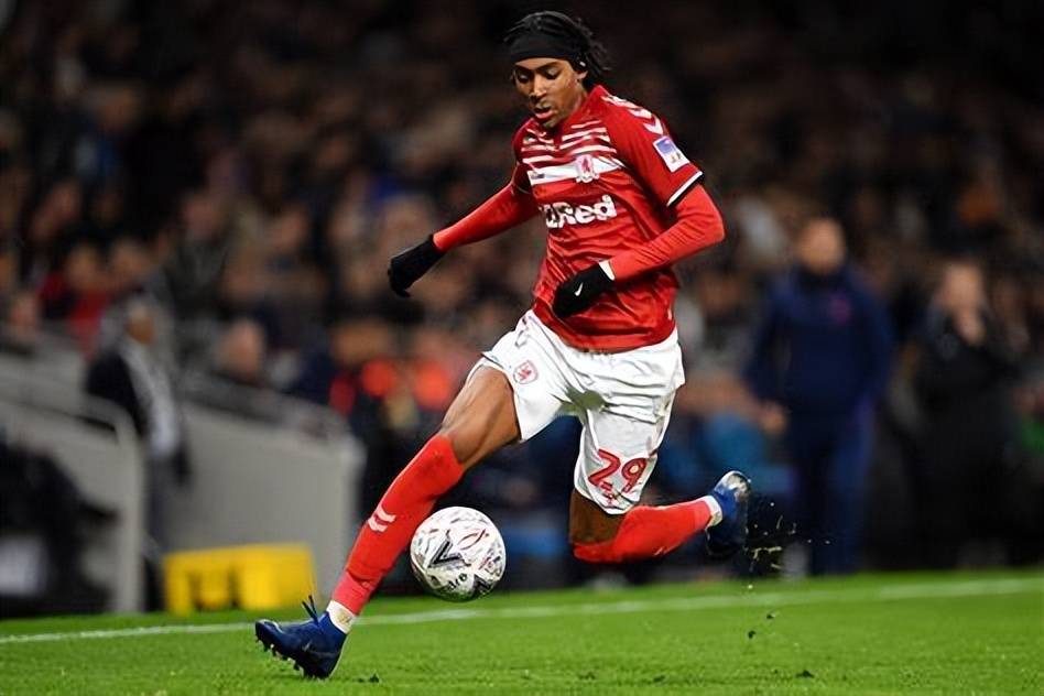 中欧体育包含新疆广汇训练开放日，赛后伤情更新引欢呼，欧冠在即，赛季目标并未改变的词条