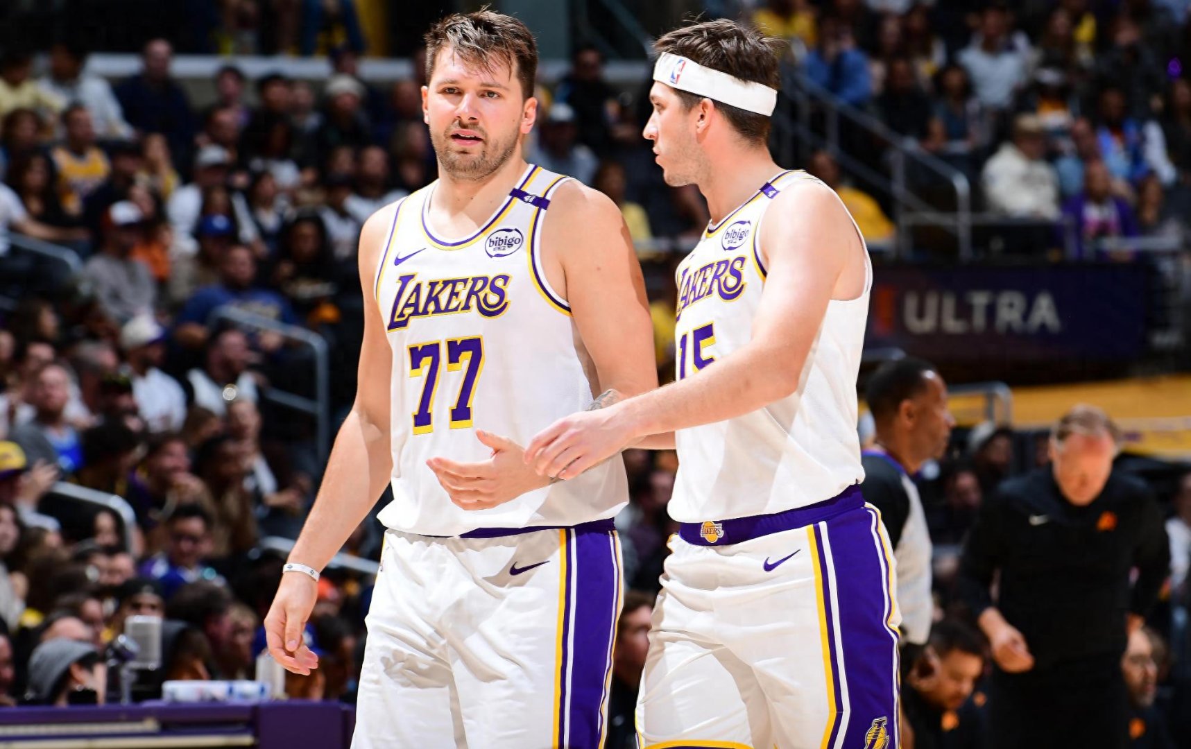 中欧体育登录入口包含集结日洛杉矶湖人备战欧超杯;造点机会细节曝光;赛场秩序良好;医务组通报恢复的词条