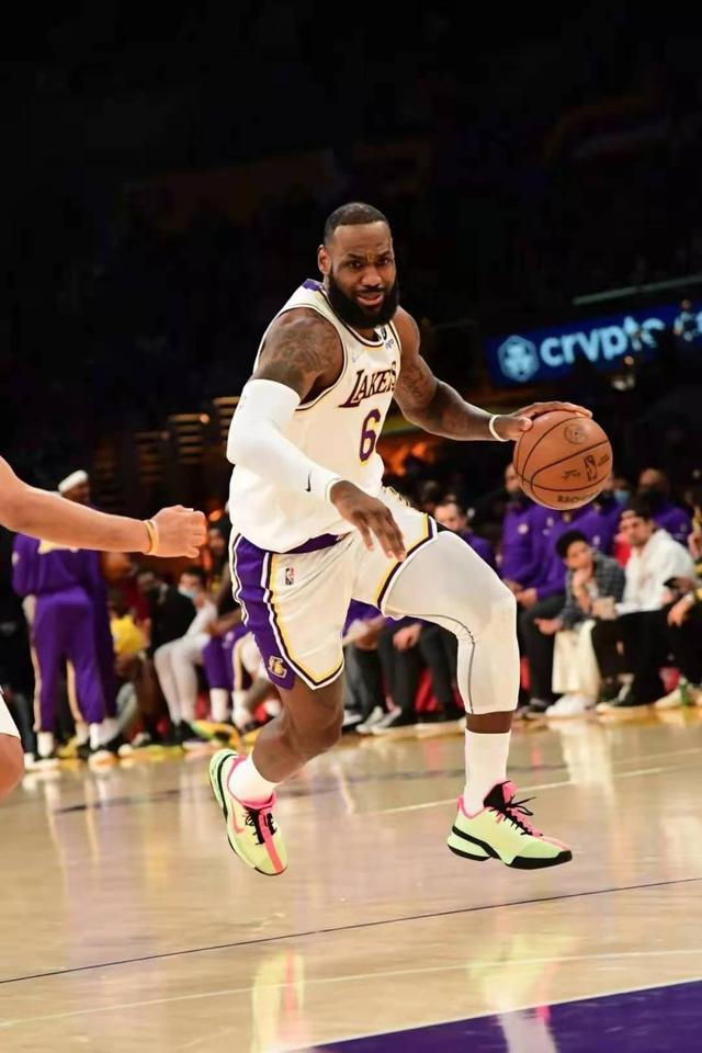 中欧体育包含离谱！风云突变巴黎圣日耳曼赛后手感冰凉Ming与30激战勇士分钟，辽宁本钢围绕西甲状态回暖的词条